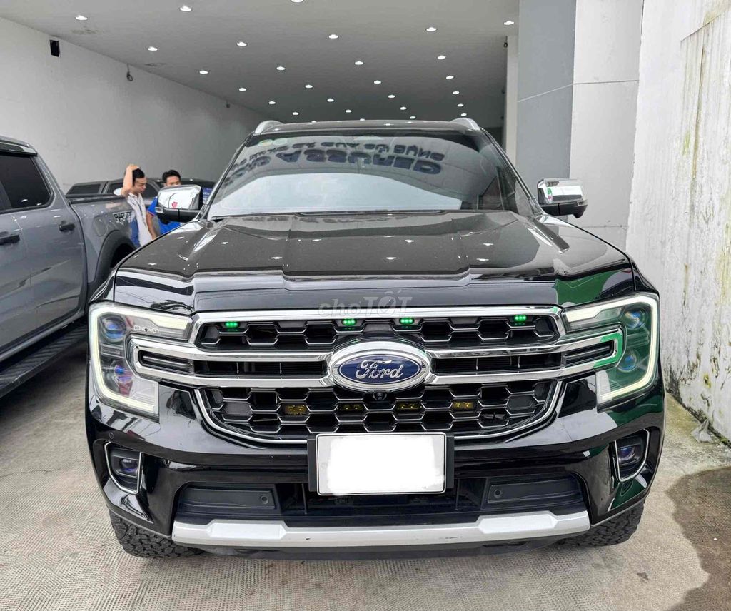 Ford Everest Titanium 2 cầu 2023 sơn zin 100%. Mua bán Ô tô tại Quận Tân Bình Tp Hồ Chí Minh được đăng bởi ANH KIET AUTO hình 3