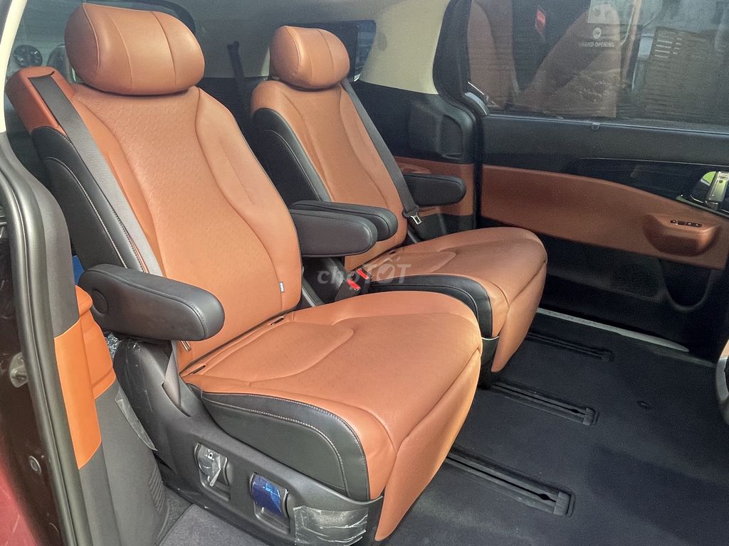 Carnival Signature 2.2 - 17.000 màu Nho không hạt. Mua bán Ô tô tại Huyện Hóc Môn Tp Hồ Chí Minh được đăng bởi Song Hành hình 6