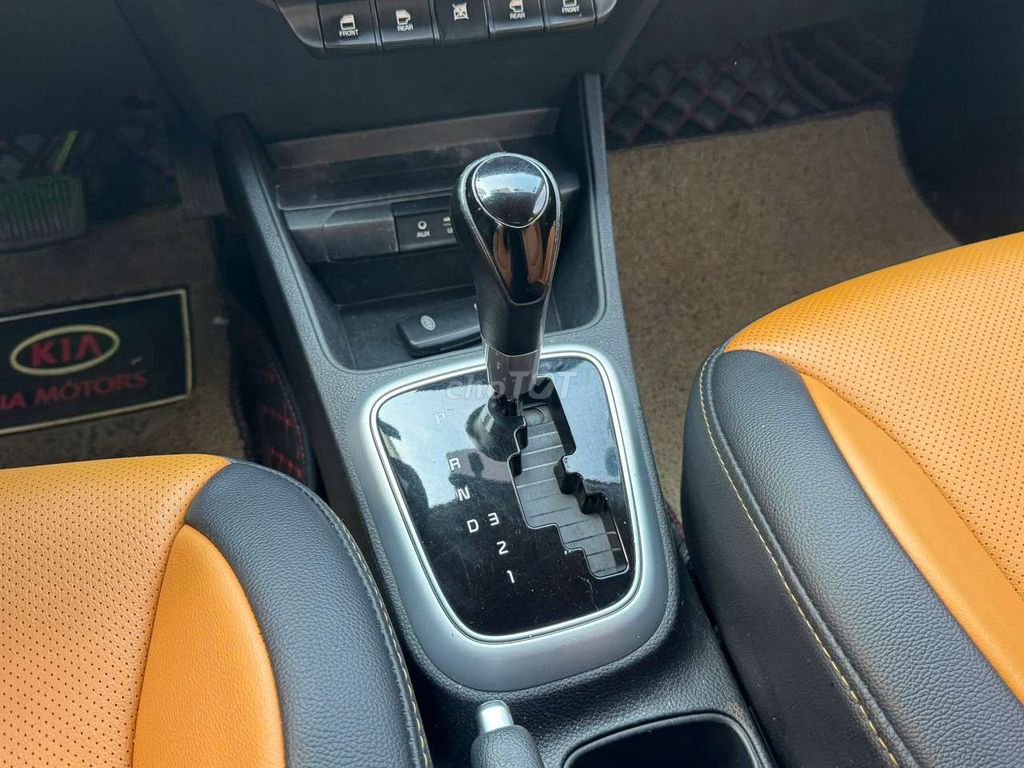 2020 1.4 AT Deluxe - 124000 km. Mua bán Ô tô tại Quận 12 Tp Hồ Chí Minh được đăng bởi Trương Thành Phú hình 11