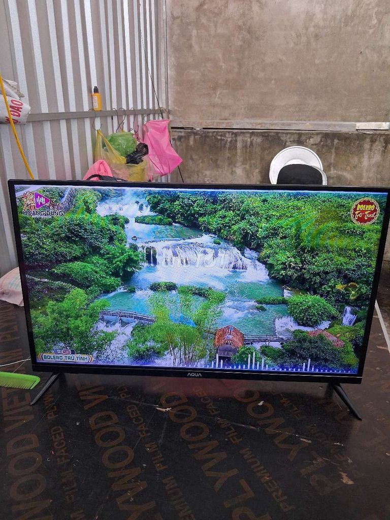Tivi Aqua 32 inch Điều khiển giọng nói Đen. Mua bán Tivi, Âm thanh tại Huyện Long Hồ Vĩnh Long được đăng bởi Nhan Đặng hình 1