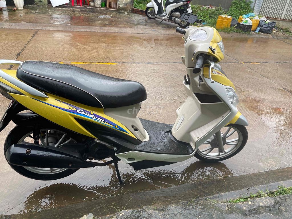 bán kymco 50cc cho các em đi học. Mua bán Xe máy tại Thành phố Buôn Ma Thuột Đắk Lắk được đăng bởi nguyễn đức biên hình 3