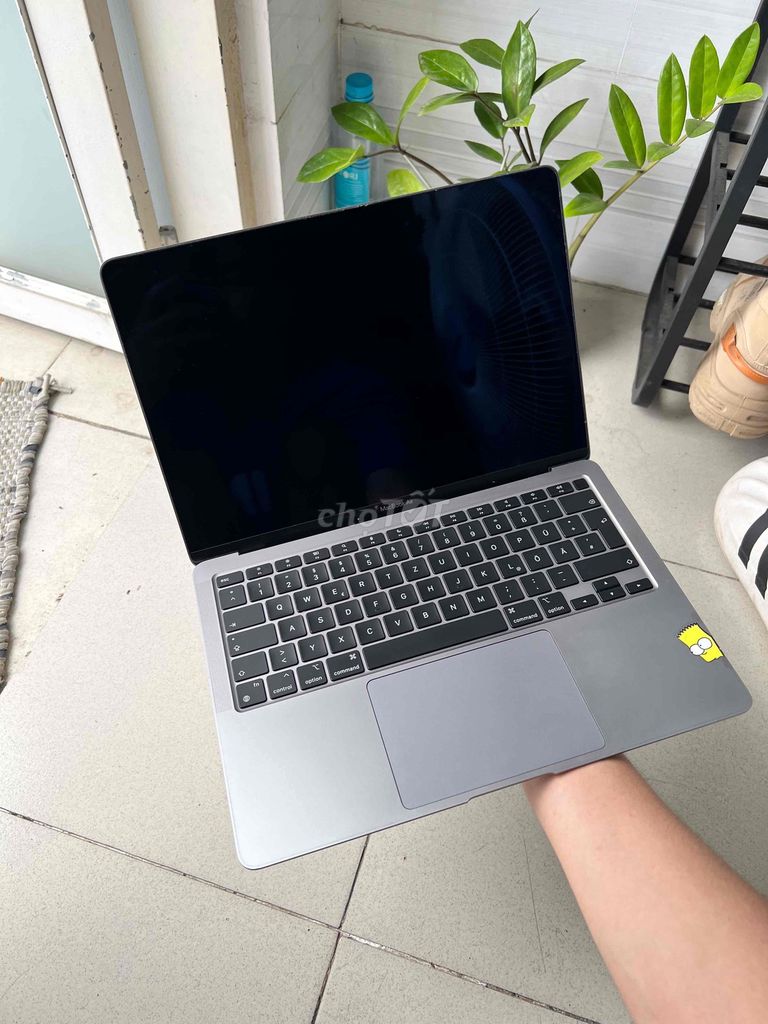 Apple MacBook Air M1 2020 Xám. Mua bán Laptop tại Quận 6 Tp Hồ Chí Minh được đăng bởi Đan Trường hình 1