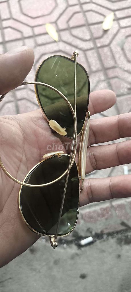 Kính râm Rayban Bọc vàng 1/30 10k Go USA 1970. Mua bán Phụ kiện thời trang khác tại Quận Ba Đình Hà Nội được đăng bởi Đức Anh hình 1