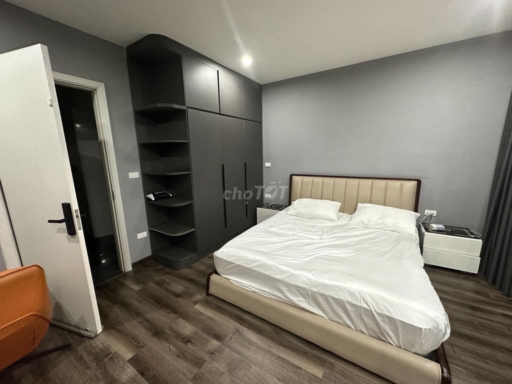 Cho thuê vp chùa láng,đống đa,dtsd 35m2 - 55m2 , giá từ 7tr - 12trth