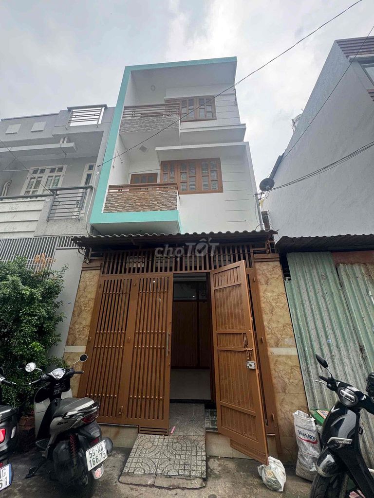 Rent · 4 bd · 40 м² · Quận Bình Tân, ул. Đường Lê Văn Quới
