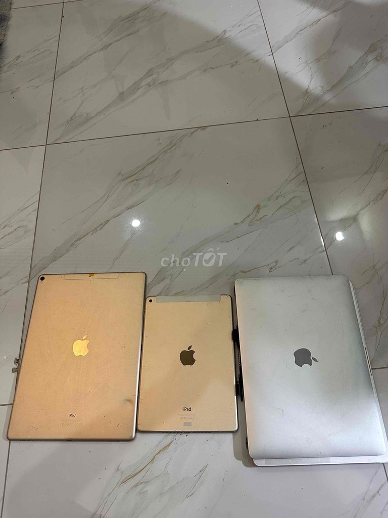 Apple MacBook Pro 2017 Bạc hư màn 3 xác 2tr. Mua bán Laptop tại Thành phố Long Xuyên An Giang được đăng bởi vvvvv hình 1
