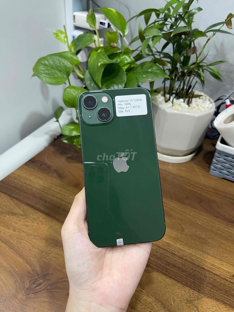 Apple iPhone 13 128GB Xanh lá Zin đẹp 99%. Mua bán Điện thoại tại Huyện Hóc Môn Tp Hồ Chí Minh được đăng bởi Luân Hoài hình 1