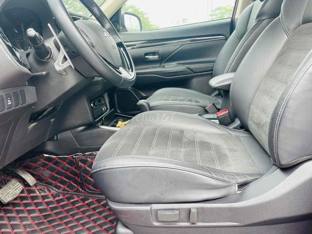 Mitsubishi Outlander 2022 2.0 CVT hơn 5 vạn km!. Mua bán Ô tô tại Quận Thanh Xuân Hà Nội được đăng bởi Dương Xuân Trường hình 9
