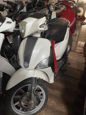 Em Bán Xe Liberty Fi Máy Êm Ru Chạy Ngon Biển 29. Mua bán Xe máy tại Quận Hoàng Mai Hà Nội được đăng bởi Tuấn Giang