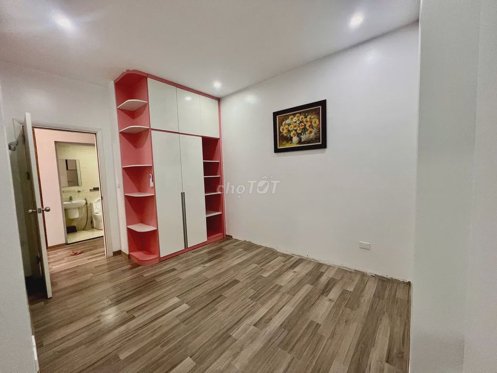 Bán nhà số 19 ngõ 127/38/14 Hào Nam 3 bước ra phố cửa nhà SH quay đầu. Mua bán nhà ở tại Quận Đống Đa Hà Nội được đăng bởi tri hình 2