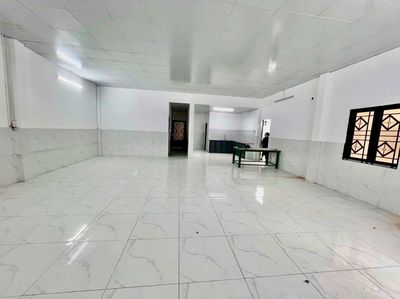 Nhà phố 144 m² · 1 PN · Thạnh Lộc 31