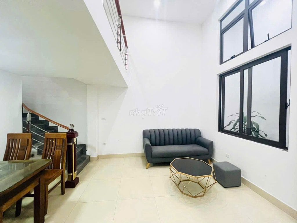 Bán nhà dân xây phố Gia Quất Long Biên, 3.5 tầng, gần ô tô. Mua bán nhà ở tại Quận Long Biên Hà Nội được đăng bởi Thúy Long Biên hình 3