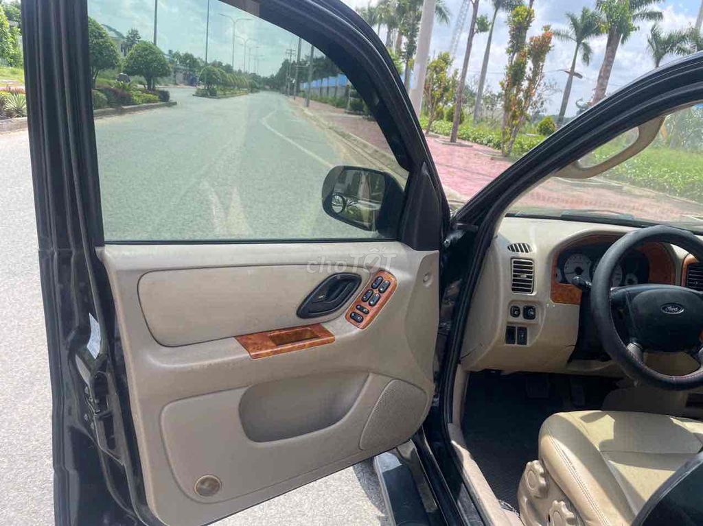 Ford Escape 2005 Đen. Mua bán Ô tô tại Quận Cái Răng Cần Thơ được đăng bởi Toan hình 2