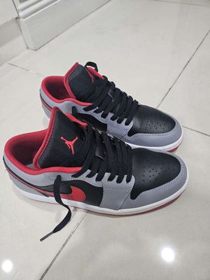 Nike Air Jordan 1 Low 553558-060 Màu Đen Xám. Mua bán Giày dép tại Quận 7 Tp Hồ Chí Minh được đăng bởi Nguyễn Hữu Huy Hùng