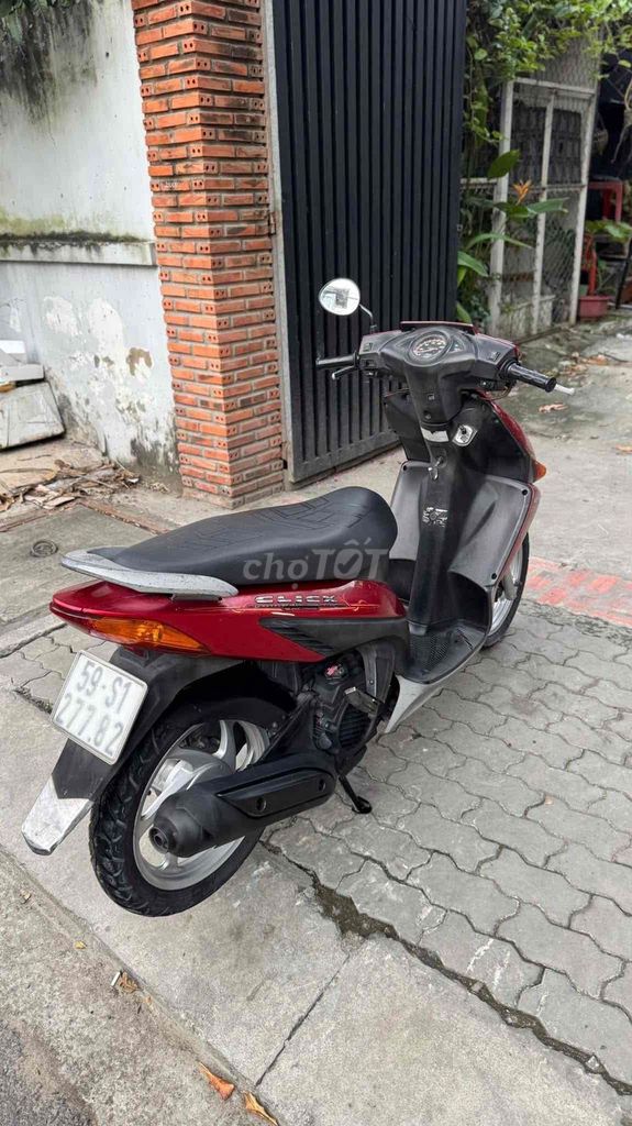Honda Click 110 2011 Đỏ. Mua bán Xe máy tại Quận Bình Thạnh Tp Hồ Chí Minh được đăng bởi Quyphan hình 2