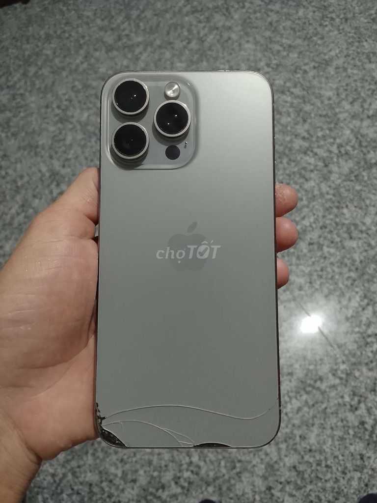 iPhone 15 Pro Max 256GB Xám. Mua bán Điện thoại tại Quận Cẩm Lệ Đà Nẵng được đăng bởi Lâm hình 1