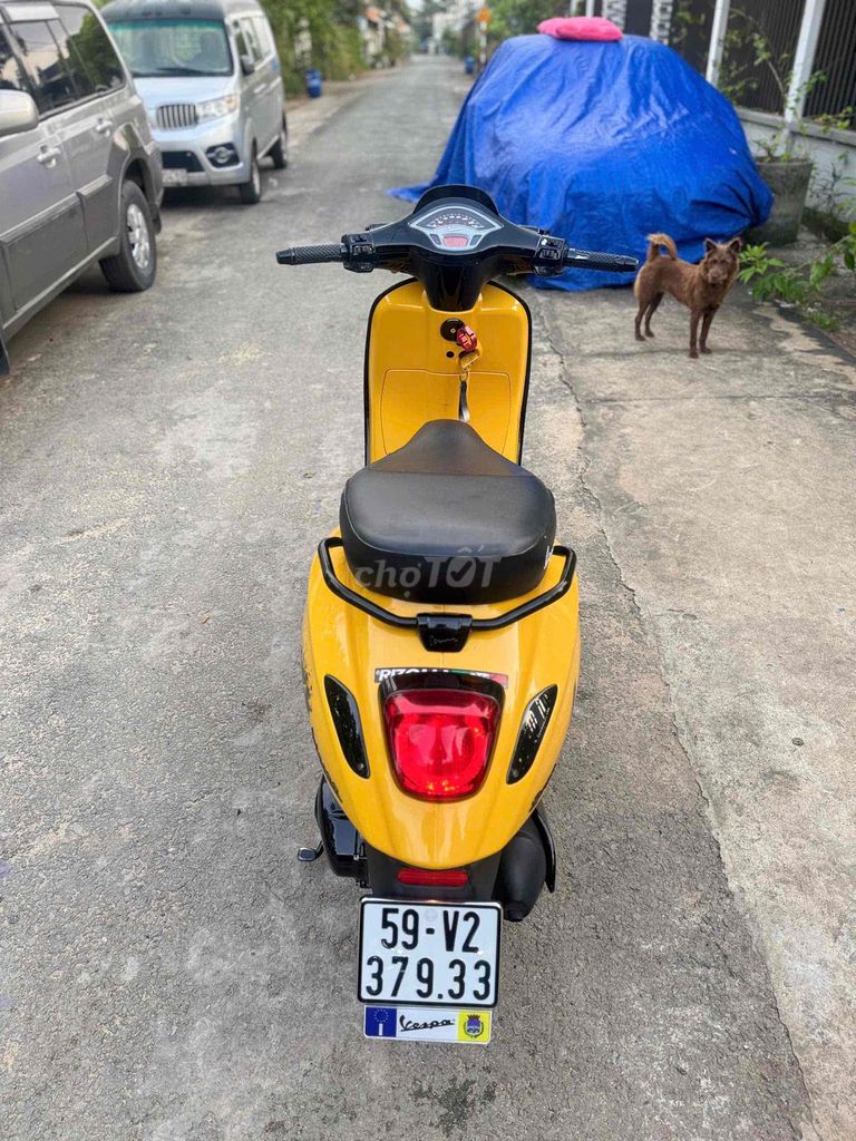 Piaggio Vespa Sprint 2015 Vàng. Mua bán Xe máy tại Huyện Củ Chi Tp Hồ Chí Minh được đăng bởi HuỳnhLâm Bổn hình 4