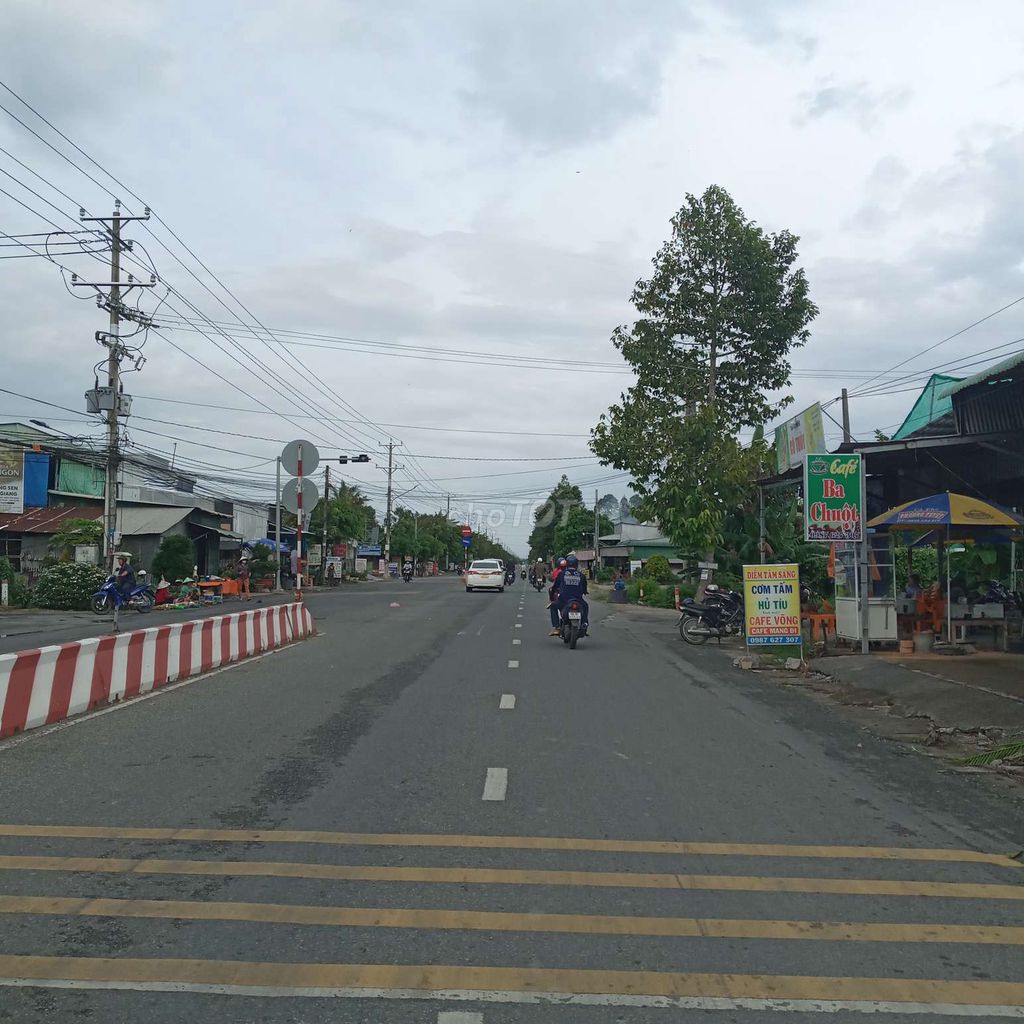 Cho thuê - Mặt Bằng Định Thành, Thoại Sơn giá tốt.. Dịch vụ tại Thành phố Long Xuyên An Giang được đăng bởi Thanh Nhã hình 1
