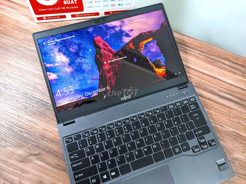 Laptop Lifebook Siêu mỏng -> Nhẹ chỉ 9 lạng