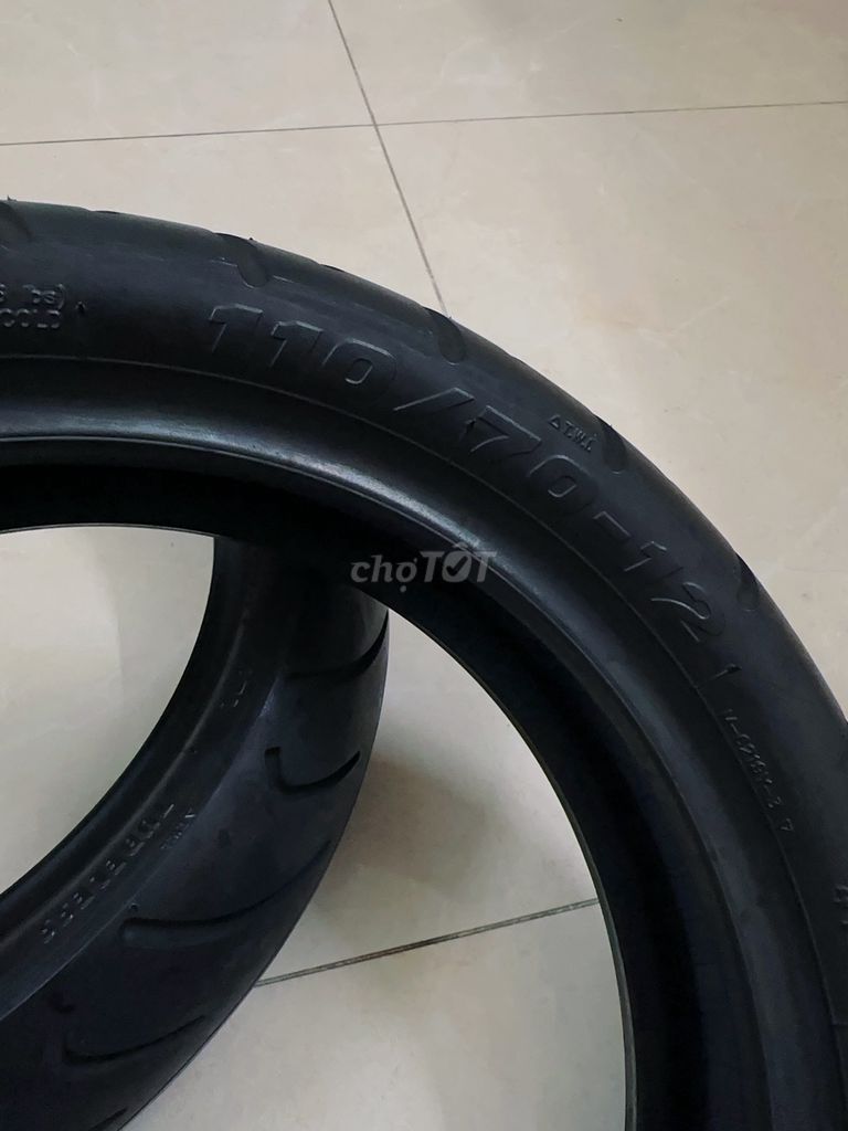 Vỏ xe Grande mới Maxxis 110/70-12