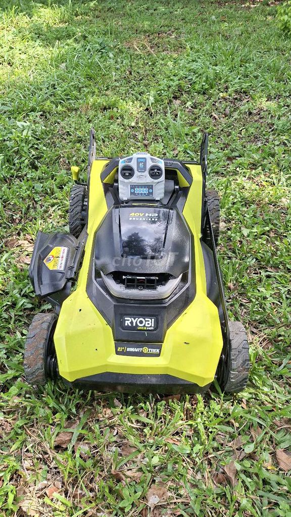 Xe cắt cỏ Ryobi Vàng, Đen BL DC 40V. Mua bán Đồ chuyên dụng, Giống nuôi trồng tại Thành phố Dĩ An Bình Dương được đăng bởi Đức hình 1