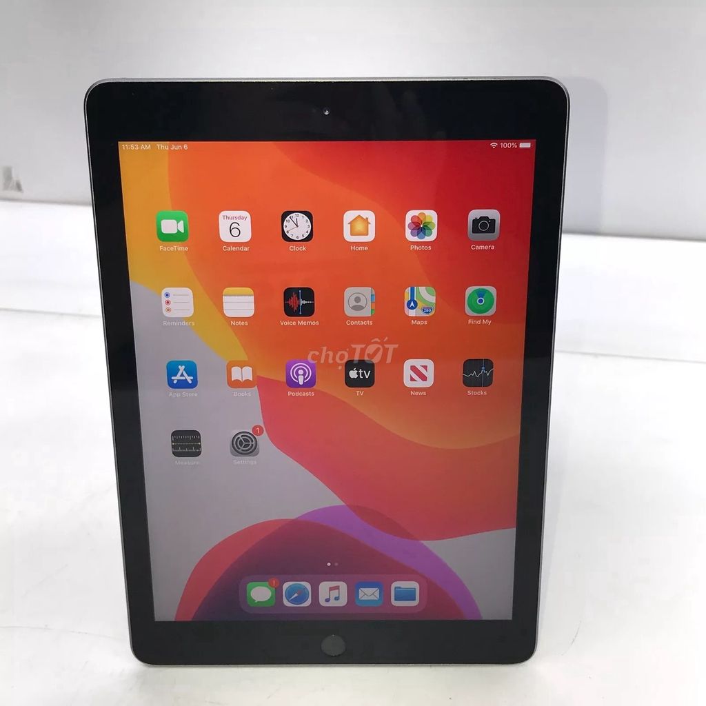 ipad gen 6 32g wifi máy đẹp học-chơi game đều tốt