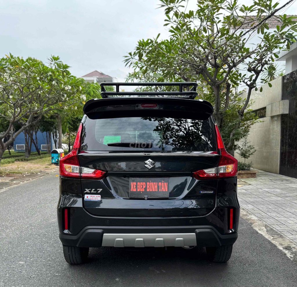 Suzuki XL7 Hybrid AT GLX 2024 11.000 km Đen. Mua bán Ô tô tại Quận Bình Tân Tp Hồ Chí Minh được đăng bởi Lê Hoàng Hải hình 6