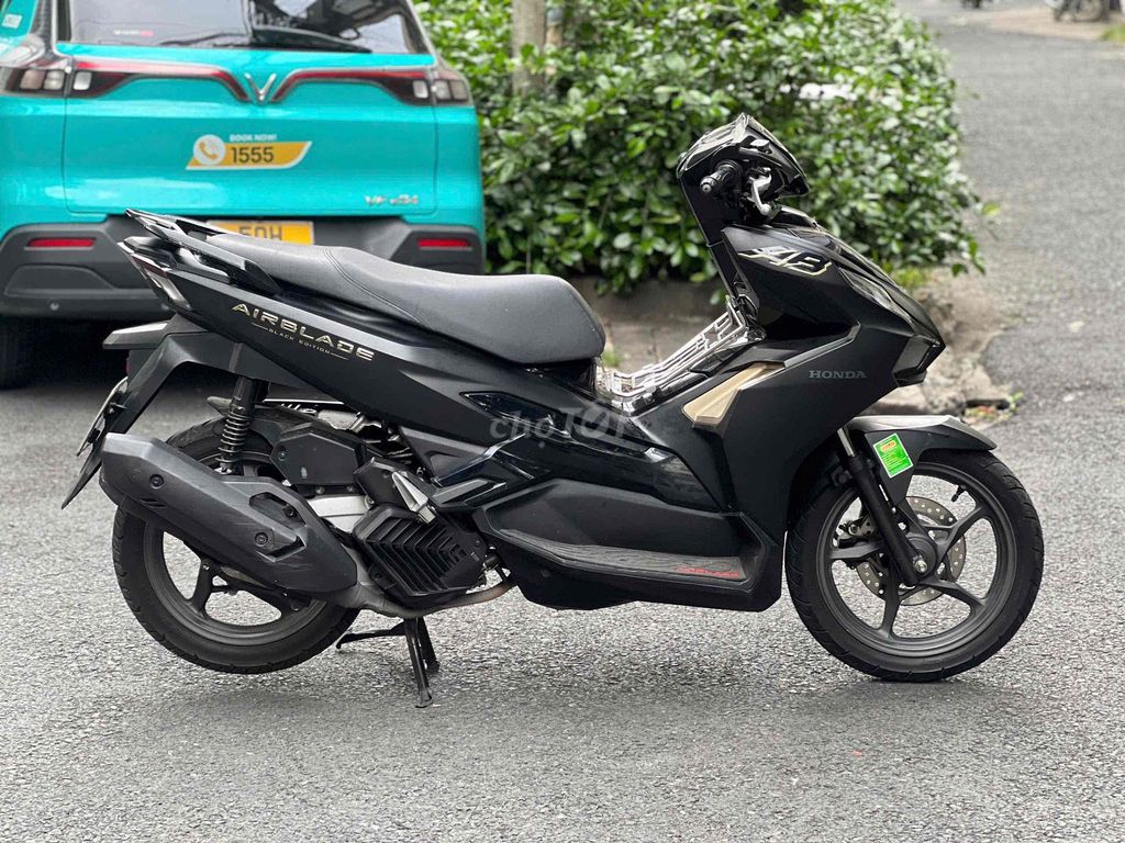 AirBlade 125, 4 вала 2024, черный, серый, 16 000 км, расстояние до точки