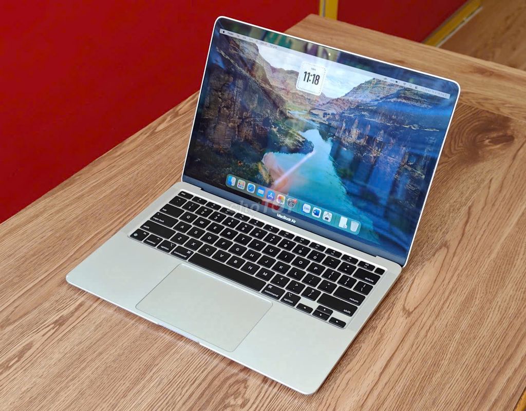 Macbook Air M1 8GB/256GB 13inch Bạc, Rin Nguyên. Mua bán Laptop tại Quận Thanh Khê Đà Nẵng được đăng bởi Cầm Đồ Kim Hoa 30 Trần Cao Vân Đà Nẵng hình 1