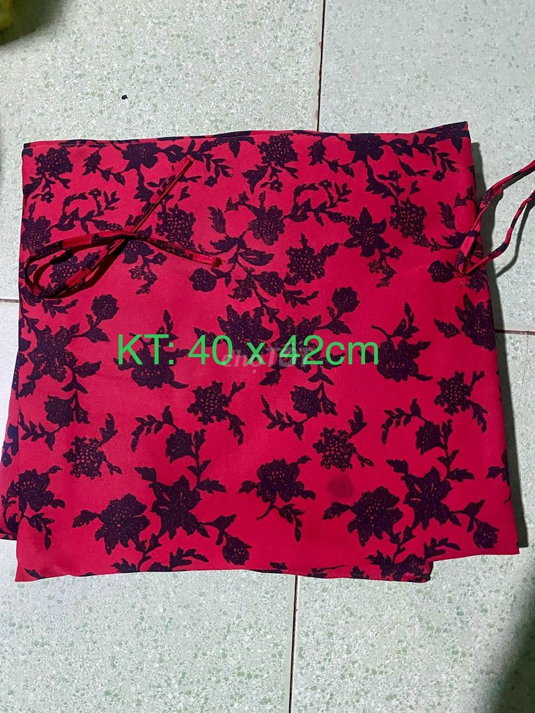 4 Đệm ngồi Vải hoa đỏ. Mua bán Giường, chăn ga gối nệm tại Thành phố Thủ Đức Tp Hồ Chí Minh được đăng bởi chị Mỹ hình 1