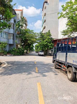 Đất 80 m² · Phố Hưng Thịnh