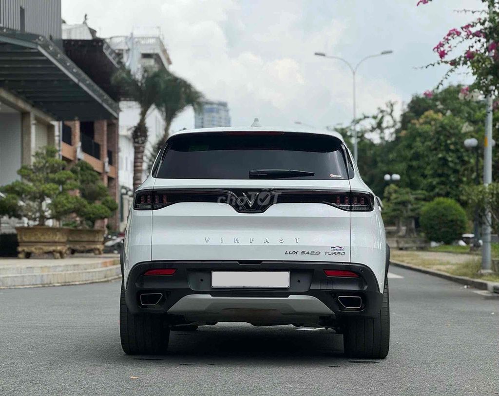 Vinfast Lux Sa2.0 2022 photo 4