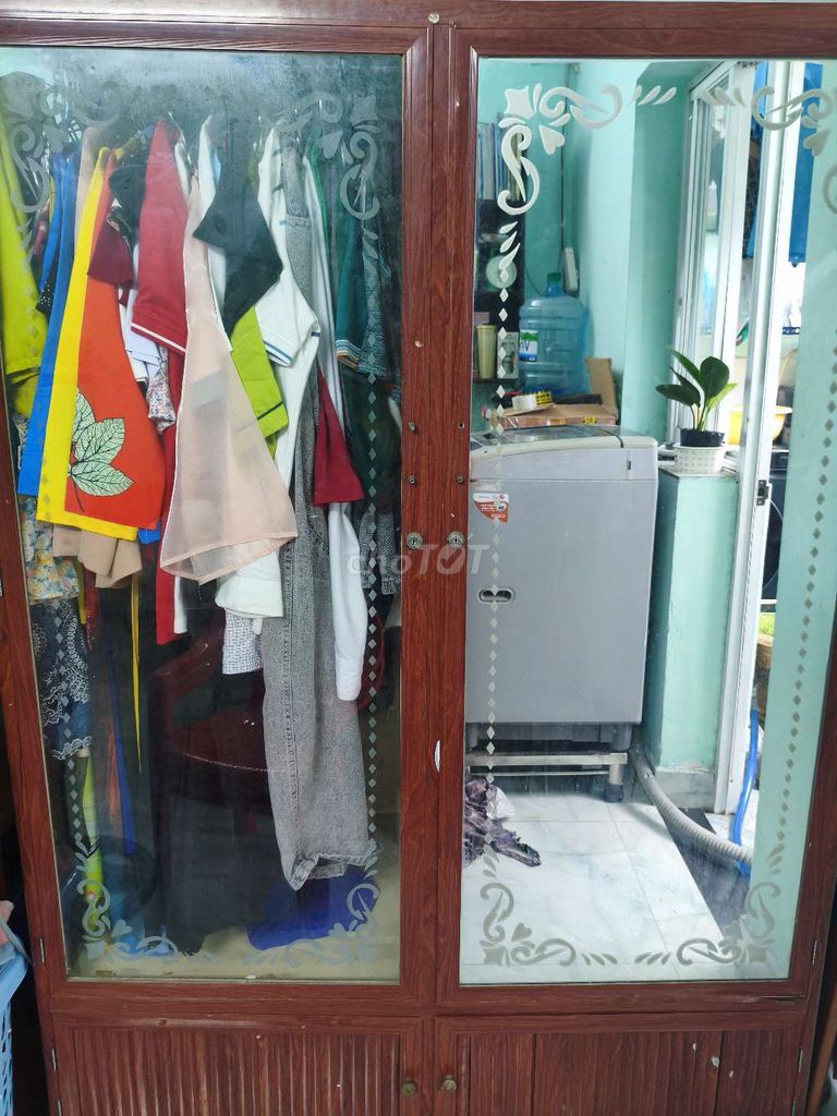Tủ nhôm kính 1.2m & kệ tivi kính cường lực 1,4m. Mua bán Tủ, kệ gia đình tại Quận Bình Tân Tp Hồ Chí Minh được đăng bởi Ms Lành  hình 1