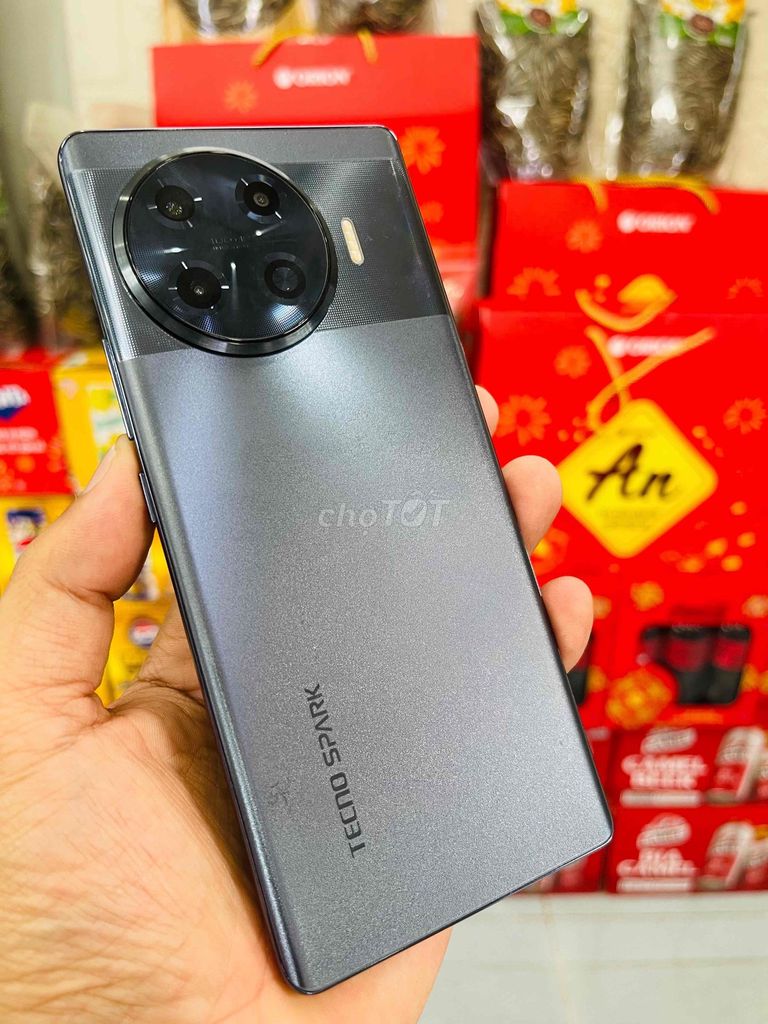 Tecno Spark 20 Pro Plus 256GB Xám. Mua bán Điện thoại tại Quận Liên Chiểu Đà Nẵng được đăng bởi phượng hình 1