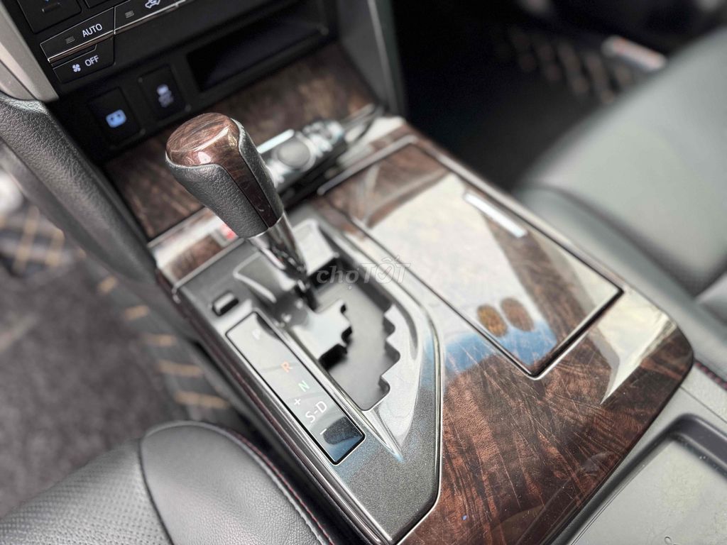 Toyota Camry 2.5Q Đen. Mua bán Ô tô tại Quận 8 Tp Hồ Chí Minh được đăng bởi Cửa hàng ô tô cũ TRUST CARS hình 13