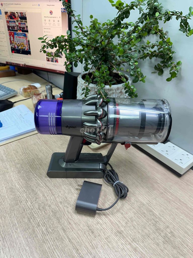 Máy hút bụi dyson V11. Mua bán Nội thất, đồ gia dụng khác tại Quận Tân Phú Tp Hồ Chí Minh được đăng bởi Máy hút bụi dyson Máy lọc không khí hình 1