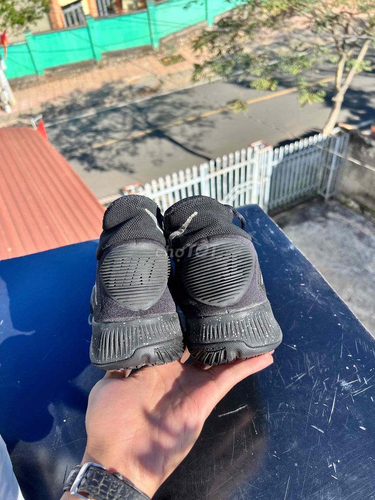 Giày thể thao Nike Zoom Hyperev - Size 42.5. Mua bán Giày dép tại Quận Hai Bà Trưng Hà Nội được đăng bởi Giày Si chính hãng nhập Thái trực tiếp  hình 1