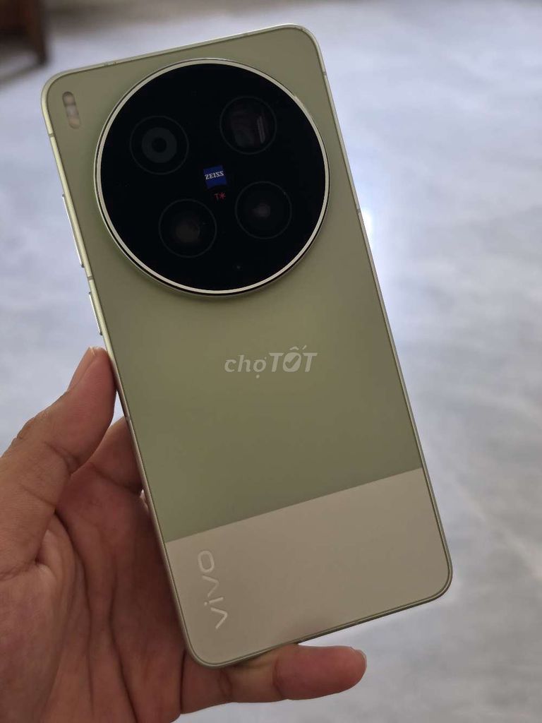 Vivo X300 Ultra 512GB Xanh Đã sử dụng. Mua bán Điện thoại tại Thành phố Tam Kỳ Quảng Nam được đăng bởi Xuân Vinh hình 1
