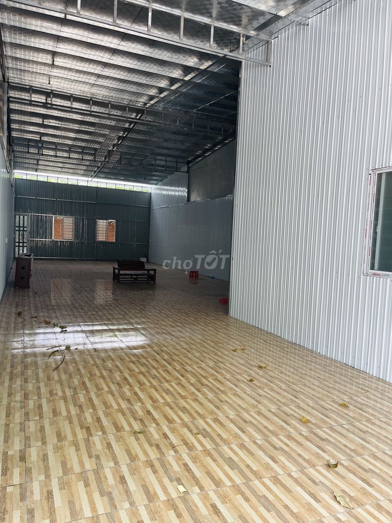 CHO THUÊ KHO mới xây 180m2, đường Gò Ô Môi, giá 20tr/tháng