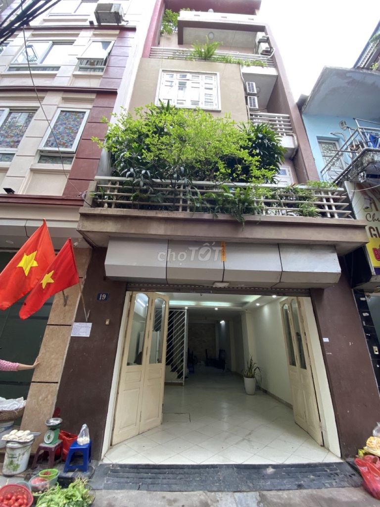 Tầng 1 nhà mặt phố Thổ Quan kinh doanh cực đỉnh