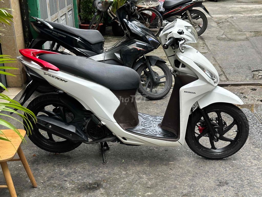 Vision Bstp bán thanh lý. Mua bán Xe máy tại Quận 1 Tp Hồ Chí Minh được đăng bởi GoodCar hình 3