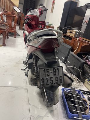 Honda Air Blade 2011 màu Đỏ. Mua bán Xe máy tại Quận Lê Chân Hải Phòng được đăng bởi Đức Phạm tuấn