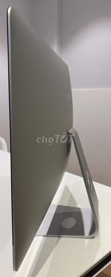 iMac 2017 27" Retina 5K: i7, GPU 8gb, SSD 512 NVME