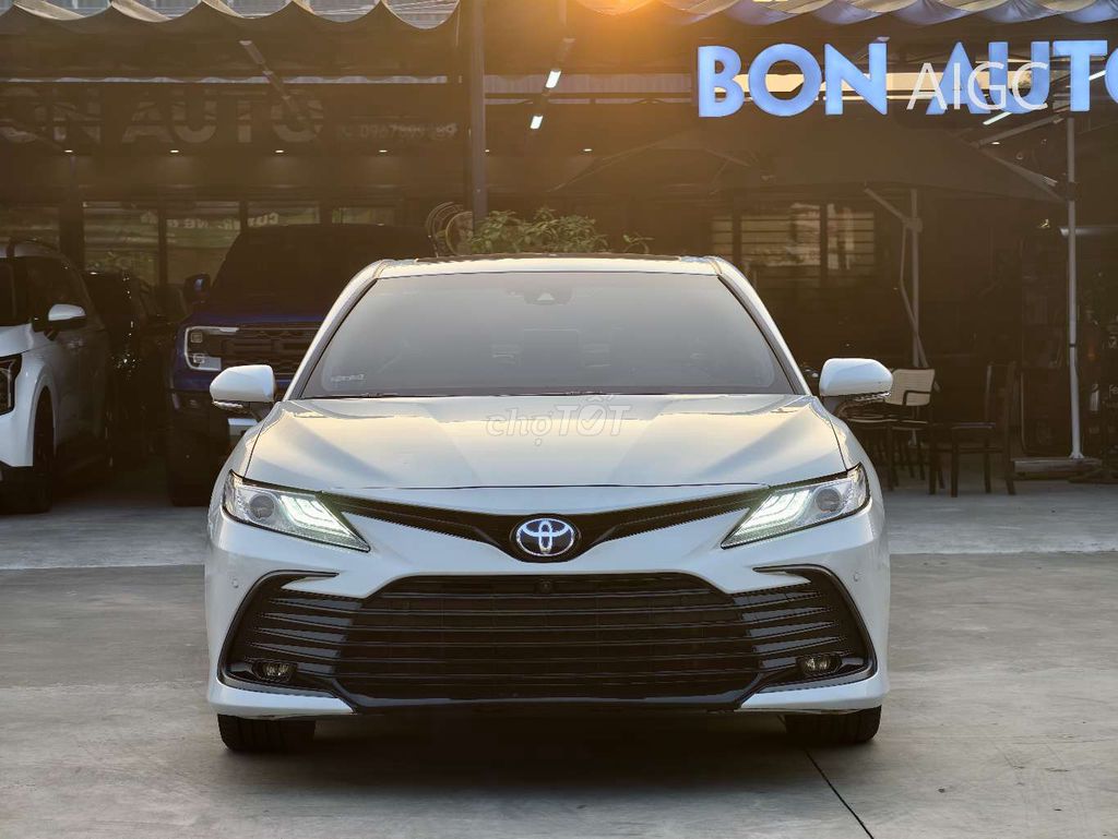 TOYOTA CAMRY 2.5Q 2022 MÀU TRẮNG. Mua bán Ô tô tại Quận Long Biên Hà Nội được đăng bởi BON AUTO hình 1