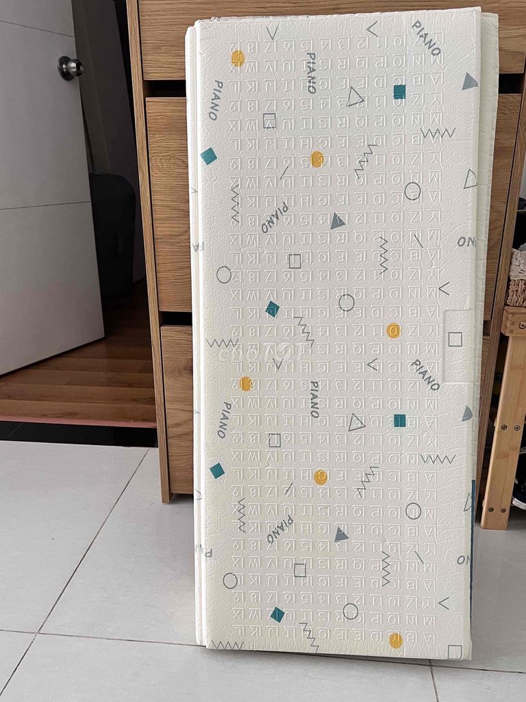 Thảm chơi Umoo 1m8x2m xốp đã sử dụng. Mua bán Mẹ và bé tại Quận 12 Tp Hồ Chí Minh được đăng bởi Thi Thi hình 1