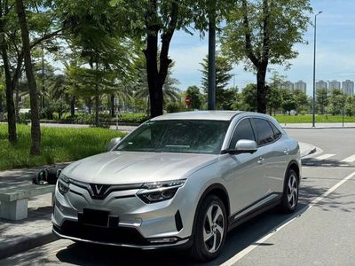 VinFast VF8 2023 Eco - GF - Màu Bạc. Mua bán Ô tô tại Huyện Gia Lâm Hà Nội được đăng bởi Vinfast Ocean Park Gia Lâm Hà Nội