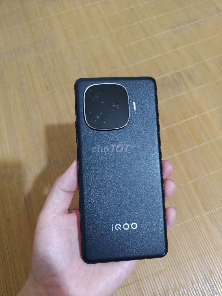 iQOO Z9 5G 8GB/256GB Đen. Mua bán Điện thoại tại Quận Long Biên Hà Nội được đăng bởi thanh hải hình 1