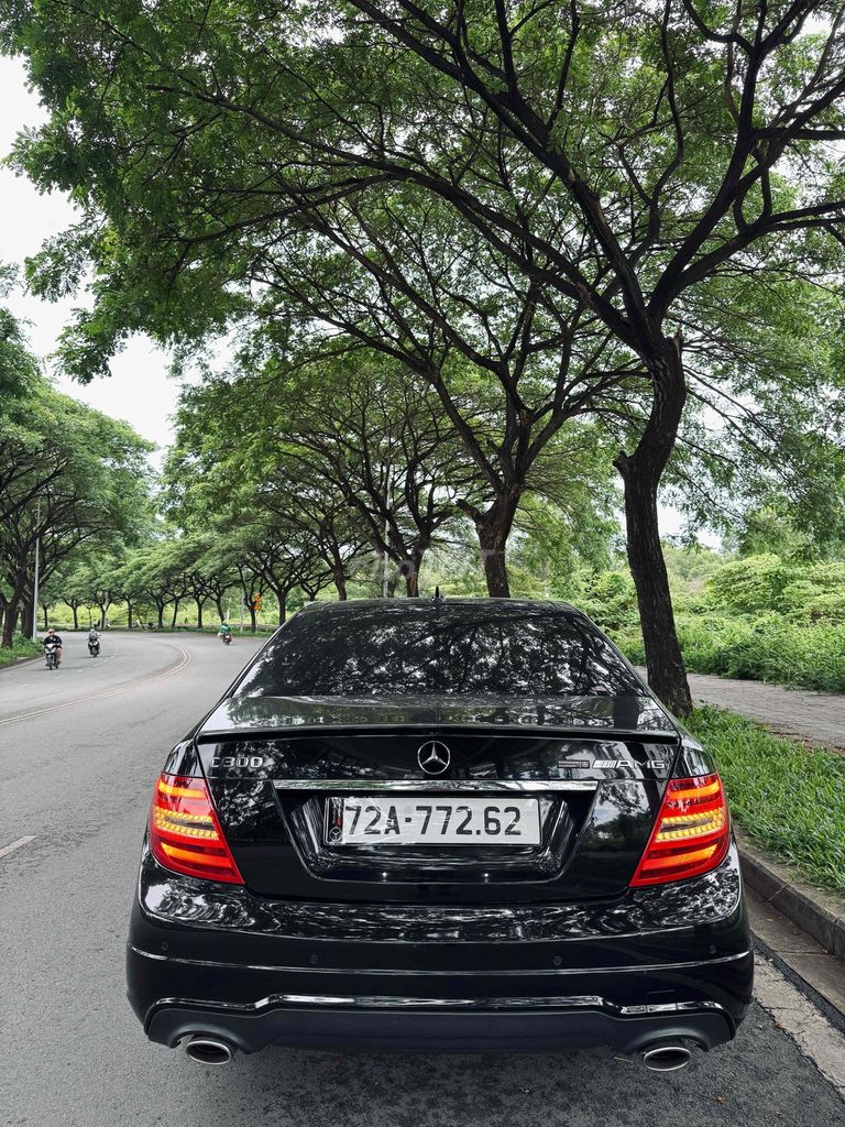 Mercedes C300 AMG Plus Sx2014 Siêu hiếm ✅. Mua bán Ô tô tại Thành phố Dĩ An Bình Dương được đăng bởi Nguyễn Sơn Auto hình 4