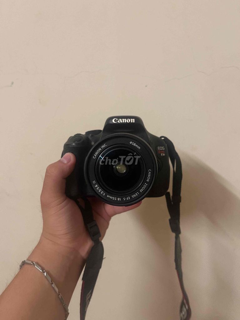 Máy ảnh Canon 600D Đen. Mua bán Máy ảnh, Máy quay tại Thành phố Vũng Tàu Bà Rịa - Vũng Tàu được đăng bởi Nhật hình 1