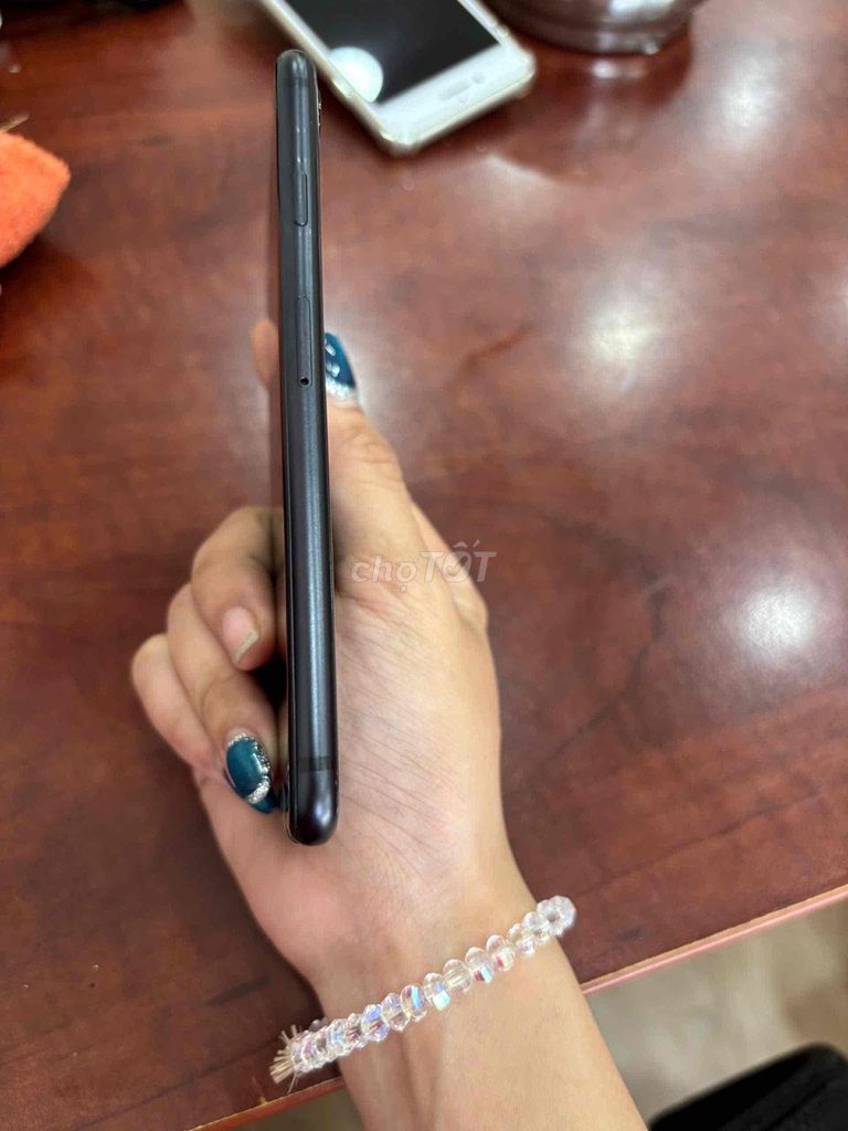 Apple iPhone SE 2020 64GB Đen. Mua bán Điện thoại tại Quận 10 Tp Hồ Chí Minh được đăng bởi Chí Thành hình 1